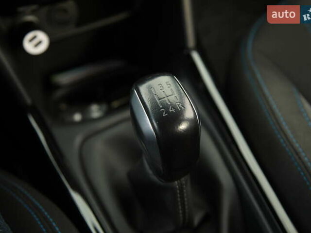 Белый Пежо 2008, объемом двигателя 1.2 л и пробегом 69 тыс. км за 11500 $, фото 17 на Automoto.ua