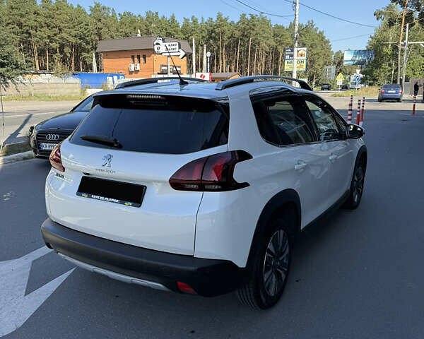 Белый Пежо 2008, объемом двигателя 1.2 л и пробегом 128 тыс. км за 13500 $, фото 1 на Automoto.ua