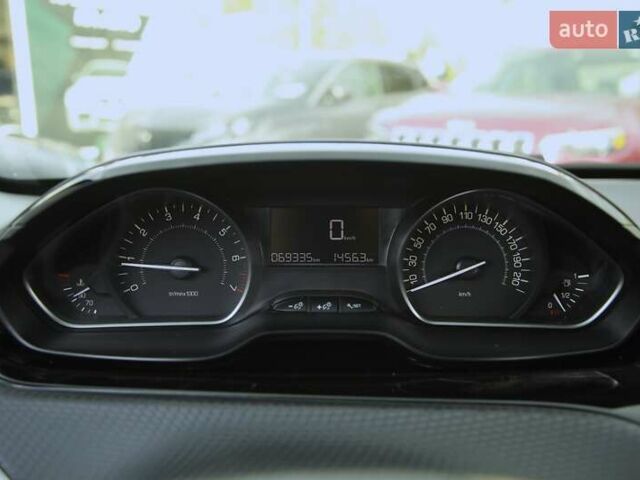 Белый Пежо 2008, объемом двигателя 1.2 л и пробегом 69 тыс. км за 11500 $, фото 14 на Automoto.ua