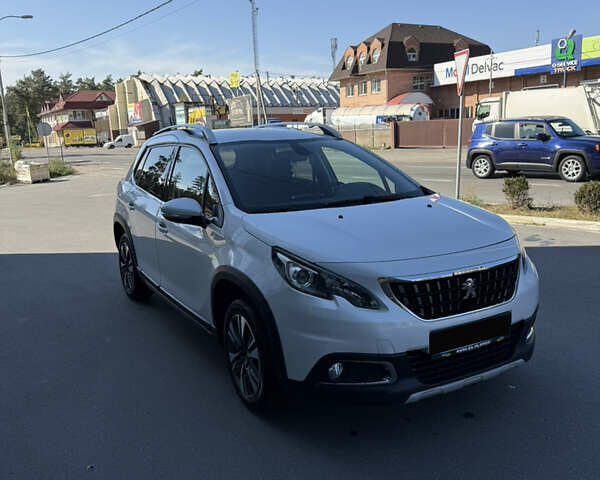 Белый Пежо 2008, объемом двигателя 1.2 л и пробегом 128 тыс. км за 13500 $, фото 3 на Automoto.ua