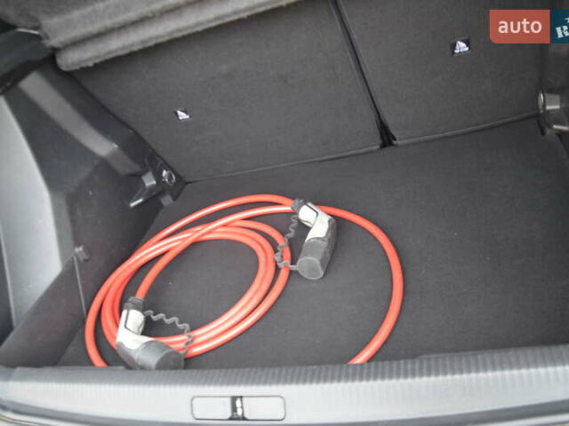 Белый Пежо 2008, объемом двигателя 0 л и пробегом 82 тыс. км за 16250 $, фото 68 на Automoto.ua