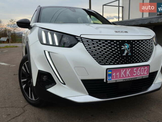 Белый Пежо 2008, объемом двигателя 0 л и пробегом 82 тыс. км за 16250 $, фото 17 на Automoto.ua