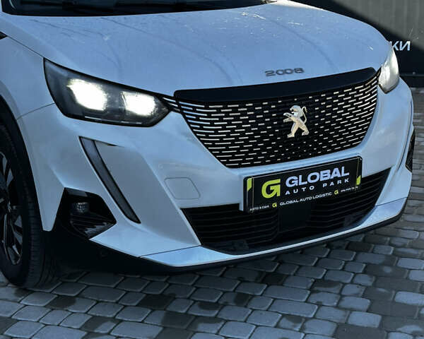 Белый Пежо 2008, объемом двигателя 1.2 л и пробегом 100 тыс. км за 17100 $, фото 2 на Automoto.ua