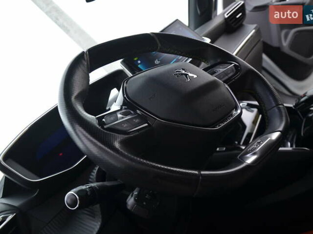 Белый Пежо 2008, объемом двигателя 0 л и пробегом 82 тыс. км за 16250 $, фото 36 на Automoto.ua