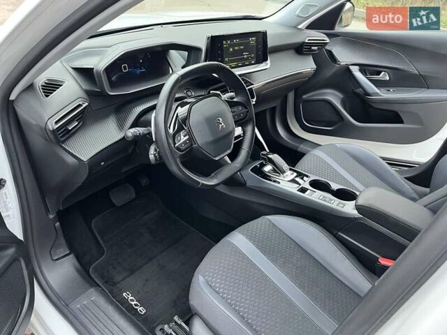 Белый Пежо 2008, объемом двигателя 1.5 л и пробегом 91 тыс. км за 20700 $, фото 20 на Automoto.ua