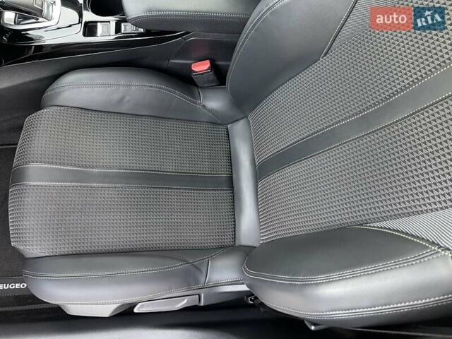 Белый Пежо 2008, объемом двигателя 1.5 л и пробегом 91 тыс. км за 22500 $, фото 29 на Automoto.ua