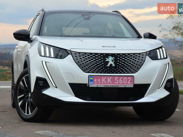 Белый Пежо 2008, объемом двигателя 0 л и пробегом 82 тыс. км за 16250 $, фото 23 на Automoto.ua