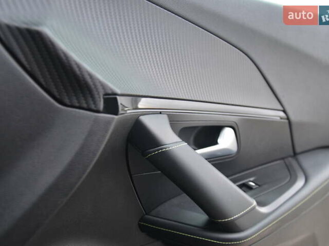 Белый Пежо 2008, объемом двигателя 0 л и пробегом 82 тыс. км за 16250 $, фото 64 на Automoto.ua