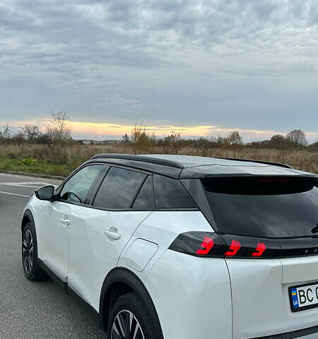 Білий Пежо 2008, об'ємом двигуна 0 л та пробігом 84 тис. км за 15800 $, фото 5 на Automoto.ua