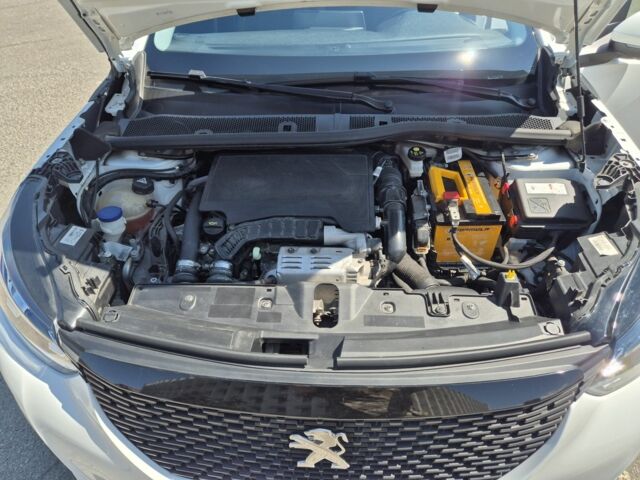 Белый Пежо 2008, объемом двигателя 1.2 л и пробегом 76 тыс. км за 20900 $, фото 13 на Automoto.ua