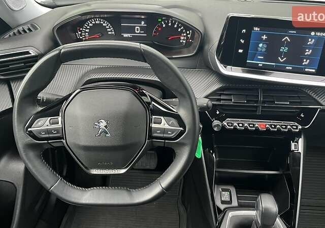 Пежо 2008 2021 в Киеве на Automoto.ua Белый Пежо 2008, объемом двигателя 1.2 л и пробегом 60 тыс. км за 18037 $, фото 8 на Automoto.ua