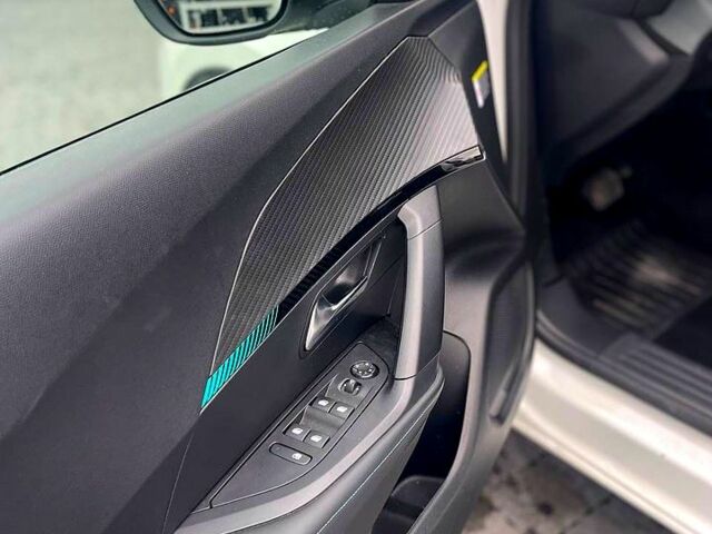 Білий Пежо 2008, об'ємом двигуна 100 л та пробігом 23 тис. км за 17700 $, фото 7 на Automoto.ua