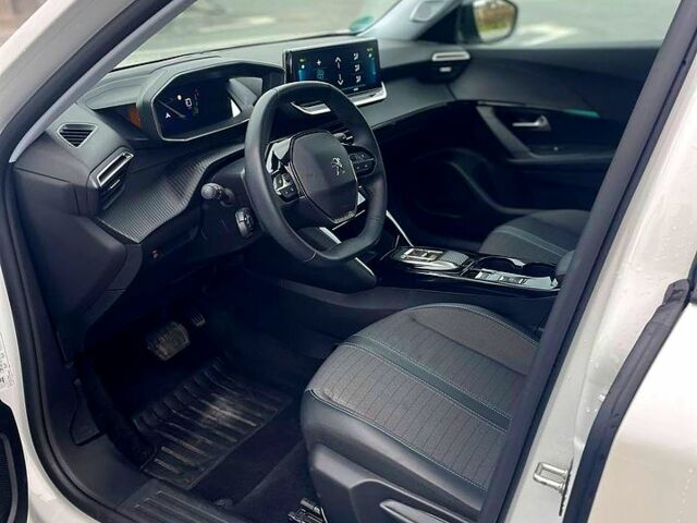 Білий Пежо 2008, об'ємом двигуна 100 л та пробігом 23 тис. км за 17700 $, фото 6 на Automoto.ua