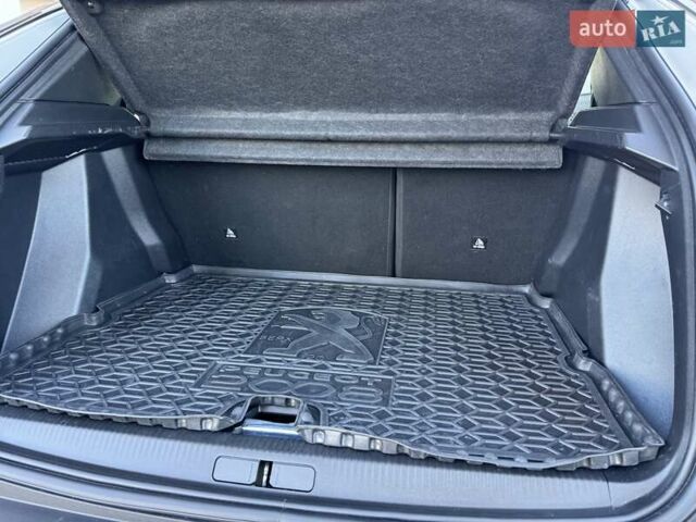 Белый Пежо 2008, объемом двигателя 1.5 л и пробегом 47 тыс. км за 26500 $, фото 20 на Automoto.ua