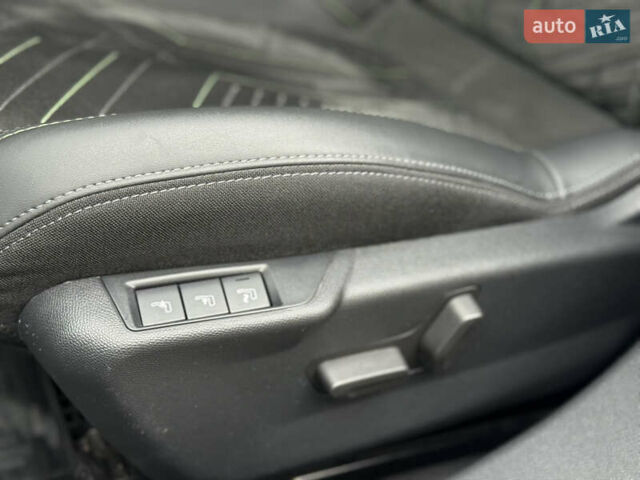 Белый Пежо 2008, объемом двигателя 1.5 л и пробегом 47 тыс. км за 25800 $, фото 15 на Automoto.ua