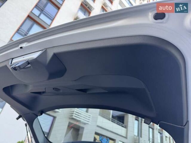 Белый Пежо 2008, объемом двигателя 1.5 л и пробегом 47 тыс. км за 26500 $, фото 66 на Automoto.ua