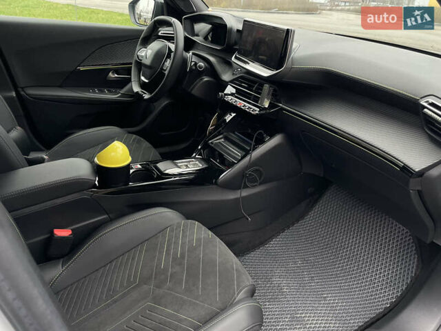 Білий Пежо 2008, об'ємом двигуна 1.5 л та пробігом 4 тис. км за 28500 $, фото 13 на Automoto.ua