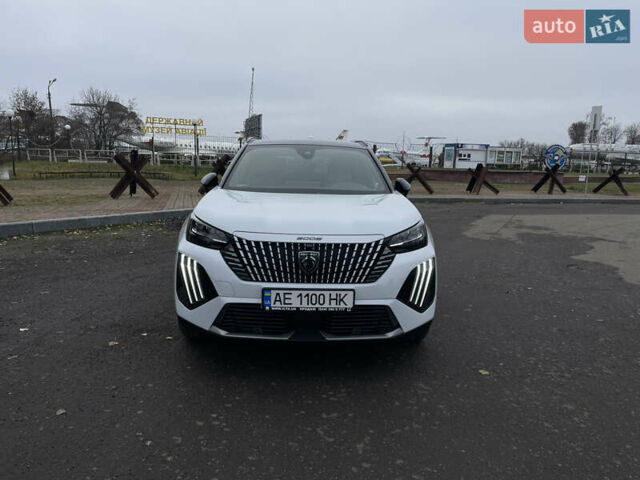 Білий Пежо 2008, об'ємом двигуна 1.5 л та пробігом 4 тис. км за 28500 $, фото 2 на Automoto.ua