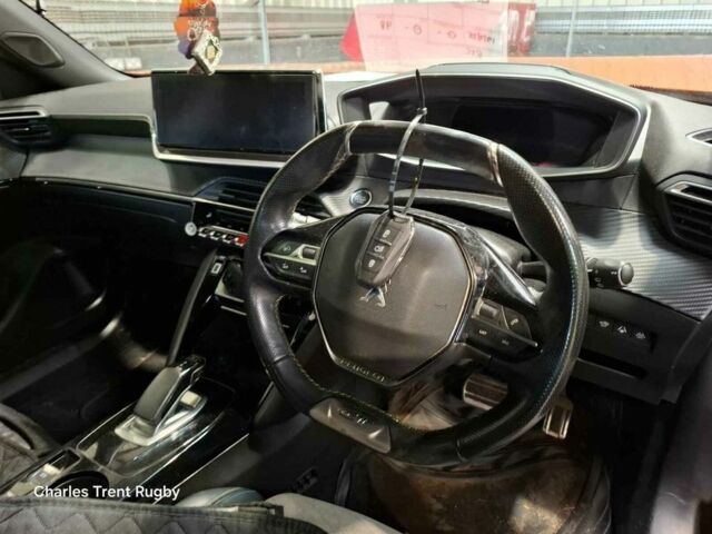 Бежевый Пежо 2008, объемом двигателя 0 л и пробегом 77 тыс. км за 8046 $, фото 8 на Automoto.ua