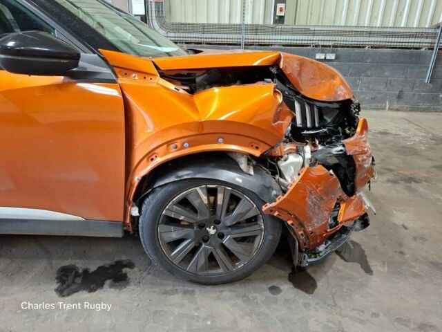 Бежевый Пежо 2008, объемом двигателя 0 л и пробегом 77 тыс. км за 8046 $, фото 9 на Automoto.ua