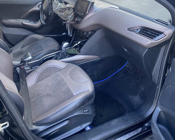 Черный Пежо 2008, объемом двигателя 1.6 л и пробегом 142 тыс. км за 5300 $, фото 20 на Automoto.ua