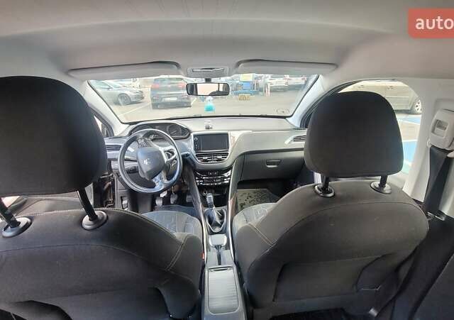 Пежо 2008 2013 в Львове на Automoto.ua Черный Пежо 2008, объемом двигателя 1.6 л и пробегом 349 тыс. км за 7500 $, фото 4 на Automoto.ua