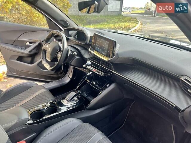 Пежо 2008 2020 у Києві на Automoto.ua Чорний Пежо 2008, об'ємом двигуна 1.5 л та пробігом 56 тис. км за 22500 $, фото 9 на Automoto.ua