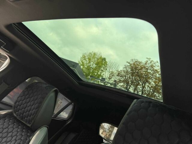 Чорний Пежо 2008, об'ємом двигуна 0 л та пробігом 55 тис. км за 20000 $, фото 19 на Automoto.ua