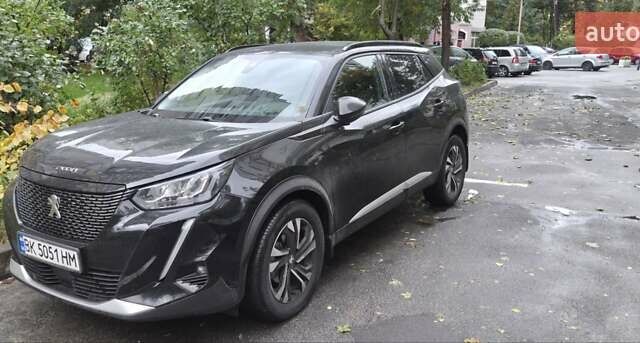Черный Пежо 2008, объемом двигателя 1.2 л и пробегом 60 тыс. км за 19500 $, фото 1 на Automoto.ua