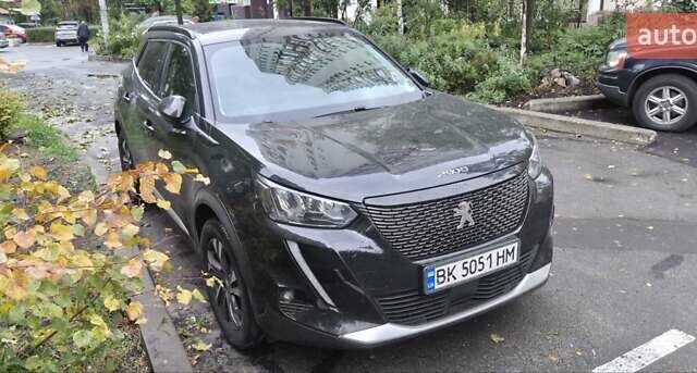 Черный Пежо 2008, объемом двигателя 1.2 л и пробегом 60 тыс. км за 19500 $, фото 2 на Automoto.ua