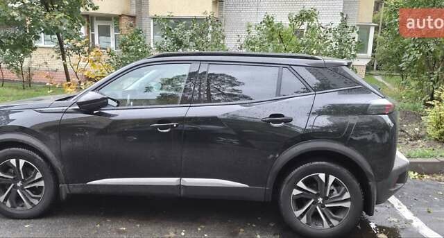 Черный Пежо 2008, объемом двигателя 1.2 л и пробегом 60 тыс. км за 19500 $, фото 3 на Automoto.ua