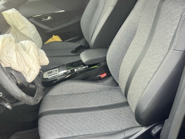 Черный Пежо 2008, объемом двигателя 1.5 л и пробегом 500 тыс. км за 6500 $, фото 10 на Automoto.ua