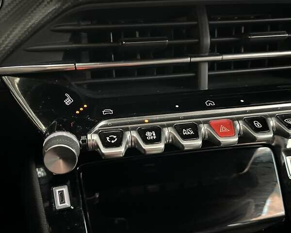 Чорний Пежо 2008, об'ємом двигуна 1.5 л та пробігом 23 тис. км за 26000 $, фото 41 на Automoto.ua