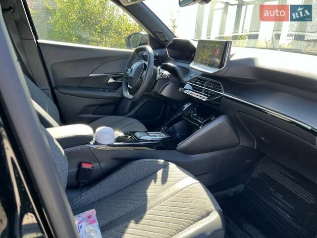 Чорний Пежо 2008, об'ємом двигуна 1.5 л та пробігом 23 тис. км за 26000 $, фото 23 на Automoto.ua