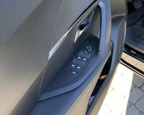 Чорний Пежо 2008, об'ємом двигуна 1.5 л та пробігом 23 тис. км за 26000 $, фото 13 на Automoto.ua