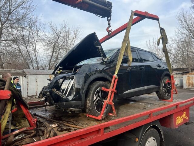 Черный Пежо 2008, объемом двигателя 1.5 л и пробегом 500 тыс. км за 6500 $, фото 3 на Automoto.ua