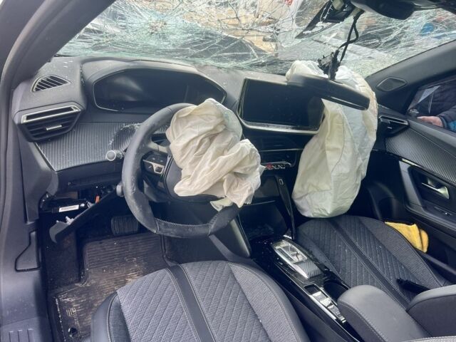 Черный Пежо 2008, объемом двигателя 1.5 л и пробегом 500 тыс. км за 6500 $, фото 9 на Automoto.ua