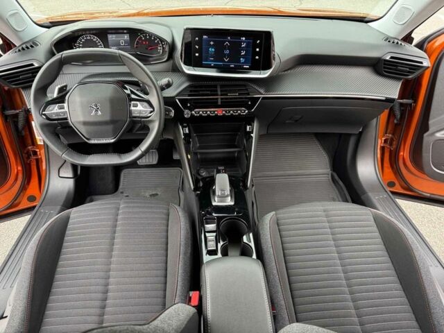 Фиолетовый Пежо 2008, объемом двигателя 2 л и пробегом 78 тыс. км за 21000 $, фото 1 на Automoto.ua