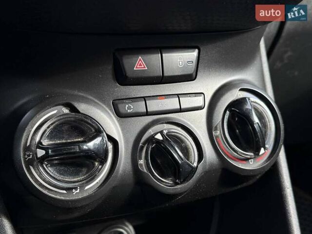 Пежо 2008 2013 у Києві на Automoto.ua Коричневий Пежо 2008, об'ємом двигуна 1.2 л та пробігом 130 тис. км за 8990 $, фото 22 на Automoto.ua