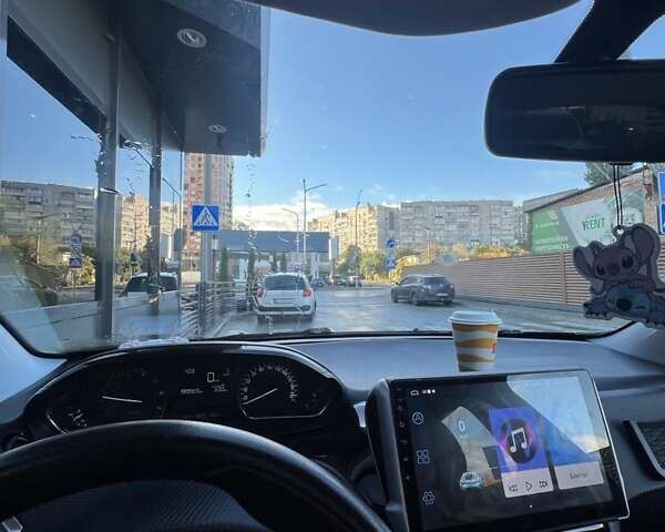 Пежо 2008 2013 в Вышгороде на Automoto.ua Коричневый Пежо 2008, объемом двигателя 1.2 л и пробегом 200 тыс. км за 8200 $, фото 7 на Automoto.ua