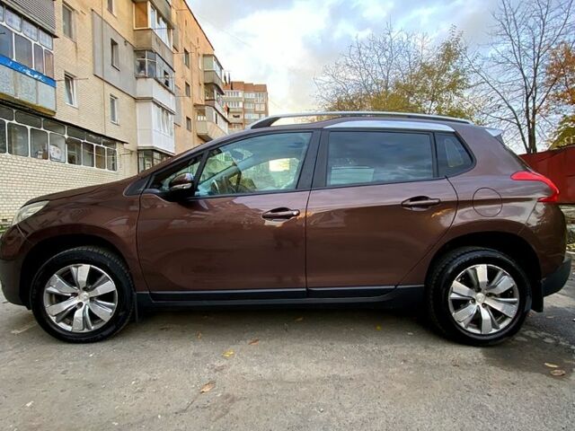 Пежо 2008 2014 в Хмельницком на Automoto.ua Коричневый Пежо 2008, объемом двигателя 1.2 л и пробегом 106 тыс. км за 9000 $, фото 10 на Automoto.ua