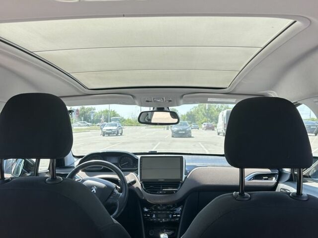 Коричневый Пежо 2008, объемом двигателя 1.2 л и пробегом 144 тыс. км за 8999 $, фото 6 на Automoto.ua