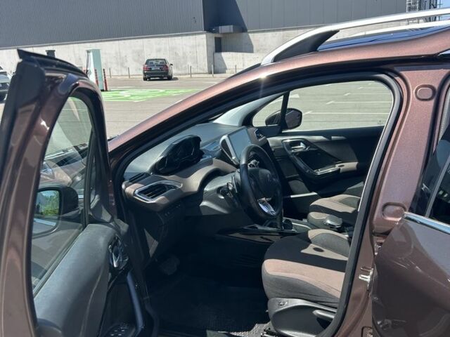 Коричневый Пежо 2008, объемом двигателя 1.2 л и пробегом 144 тыс. км за 8999 $, фото 9 на Automoto.ua