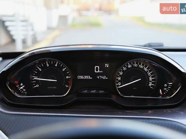 Коричневий Пежо 2008, об'ємом двигуна 1.2 л та пробігом 96 тис. км за 8500 $, фото 14 на Automoto.ua