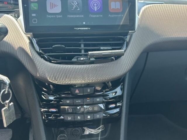 Коричневый Пежо 2008, объемом двигателя 1.2 л и пробегом 144 тыс. км за 8999 $, фото 8 на Automoto.ua