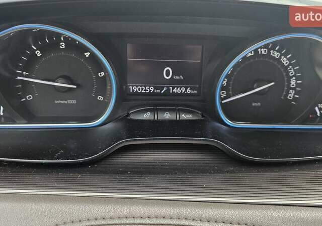 Коричневий Пежо 2008, об'ємом двигуна 1.56 л та пробігом 190 тис. км за 10300 $, фото 2 на Automoto.ua