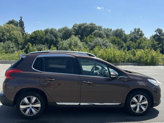 Коричневый Пежо 2008, объемом двигателя 1.2 л и пробегом 144 тыс. км за 8999 $, фото 3 на Automoto.ua