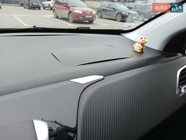 Коричневый Пежо 2008, объемом двигателя 1.2 л и пробегом 58 тыс. км за 11500 $, фото 20 на Automoto.ua