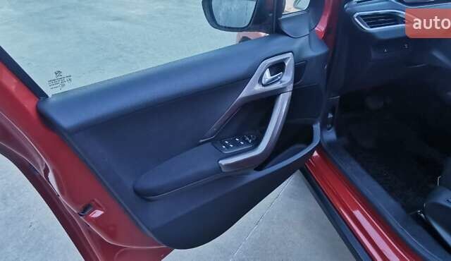 Червоний Пежо 2008, об'ємом двигуна 1.2 л та пробігом 89 тис. км за 11500 $, фото 18 на Automoto.ua
