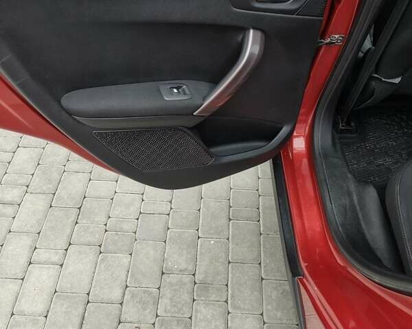 Красный Пежо 2008, объемом двигателя 1.2 л и пробегом 126 тыс. км за 8900 $, фото 10 на Automoto.ua